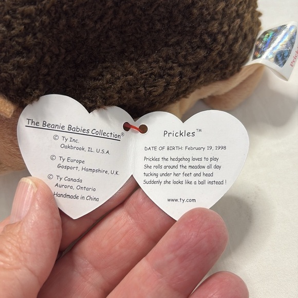 Vintage Ty Brown and Tan Hedgehog Plush Small Pet Toy. Prickles - Picture 2 of 8